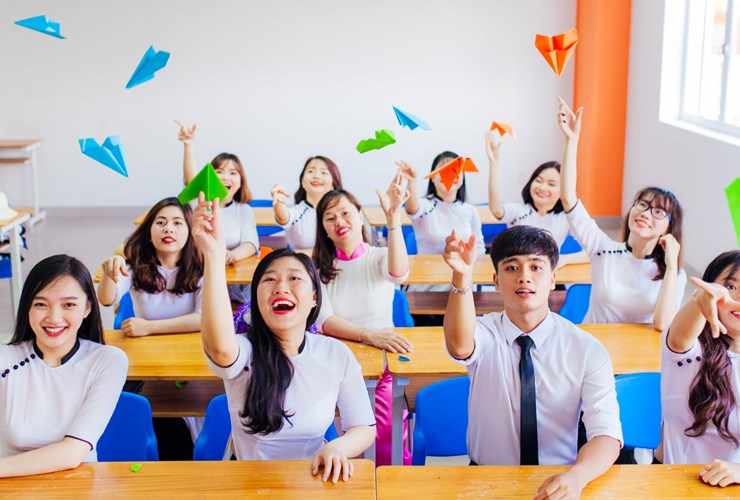 ƯỚC MƠ TRỞ THÀNH TÂN SINH VIÊN KHOA TÀI CHÍNH-KẾ TOÁN TRƯỜNG ĐH ĐÔNG Á SẮP TRỞ THÀNH HIỆN THỰC