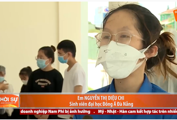 Sinh viên ĐH Đông Á tham gia hỗ trợ công tác y tế tại BV dã chiến Đà Nẵng | Bản tin VTV8 và DanangTV