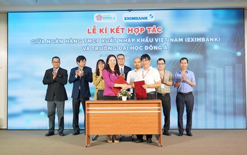 Lễ ký kết hợp tác đào tạo và phát triển nguồn nhân lực giữa Đại học Đông Á và ngân hàng TMCP XNK Eximbank