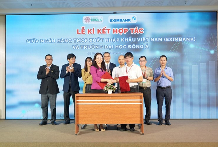 Lễ ký kết hợp tác đào tạo và phát triển nguồn nhân lực giữa Đại học Đông Á và ngân hàng TMCP XNK Eximbank