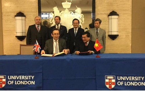 ĐẠI HỌC LIVERPOOL JM VÀ ĐẠI HỌC ĐÔNG Á HỢP TÁC CHƯƠNG TRÌNH FRANCHISE 