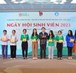 Trường Đại học Đông Á tặng hơn 200 vé xe Tết cho sinh viên