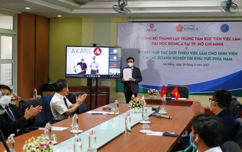 Thành lập Trung tâm xúc tiến việc làm Đại học Đông Á tại TPHCM